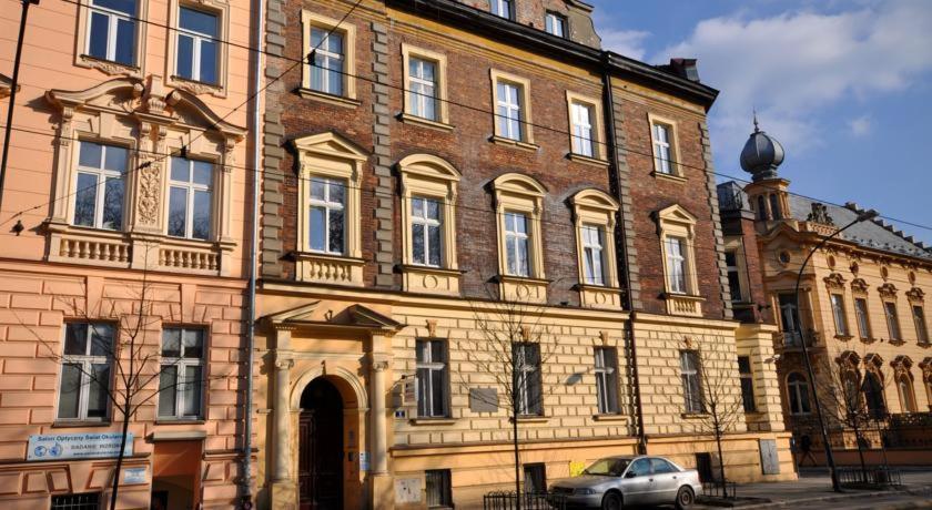 New One World Hostel クラクフ エクステリア 写真